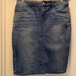 Brand New with tags embellished Chicos Mazarene Mist size .05